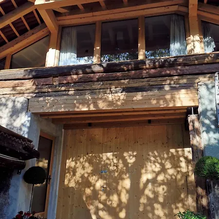 Apartment Ansitz Grustdorf Eppan an der Weinstraße